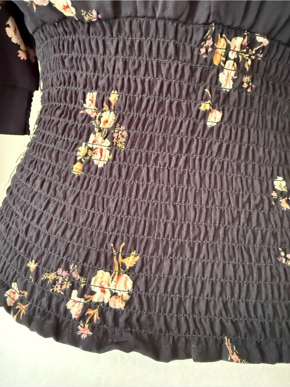 Abercrombie & Fitch feminine wrap